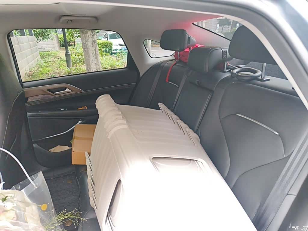 Xpeng P5, 2022 15