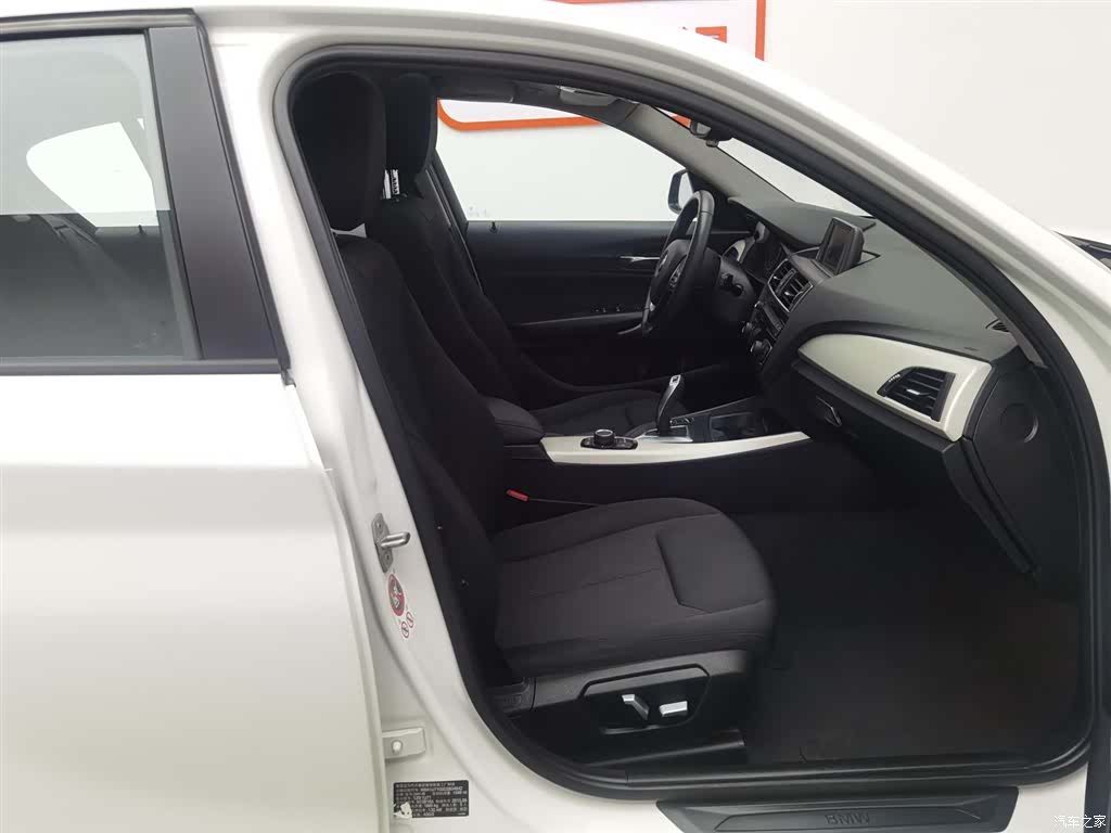 BMW 1 Series, 2016 23