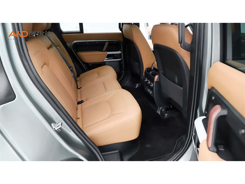 Land Rover Defender, 2023 8