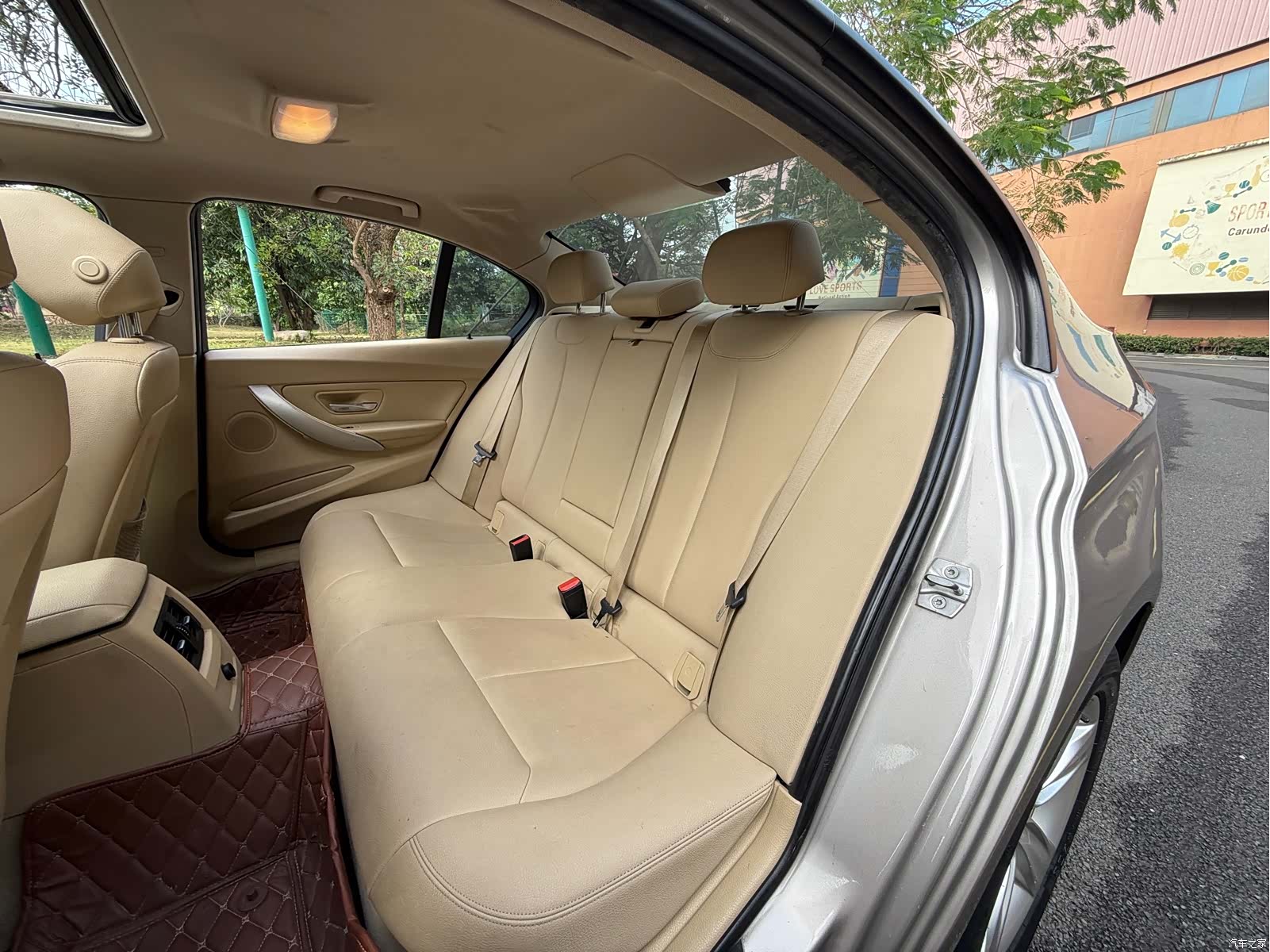 BMW 3 Series, 2015 9