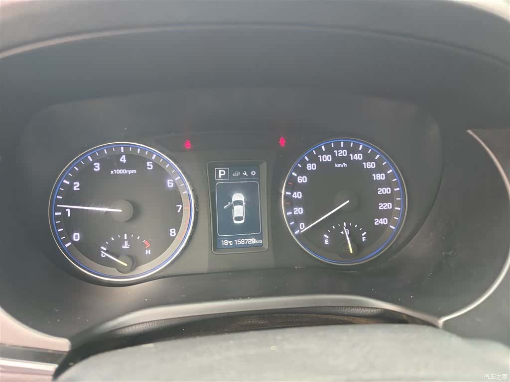 Hyundai GLS, 2016 12