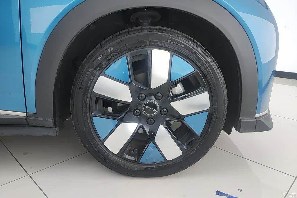 BYD Dolphin, 2022 6