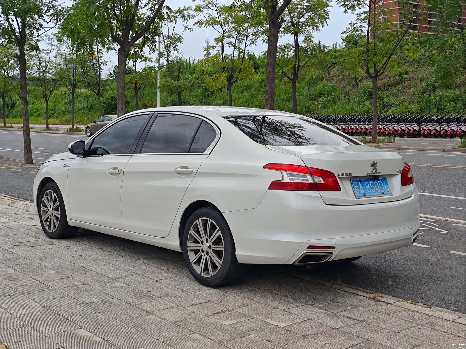 Peugeot 408, 2016 9