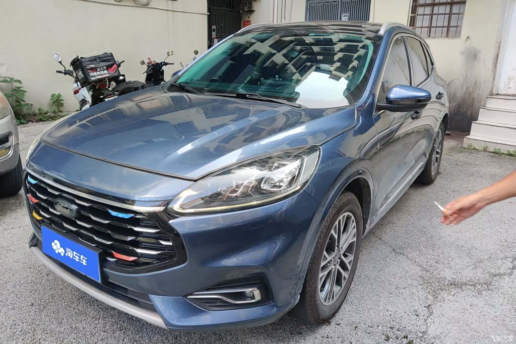 Ford Escape, 2022 1