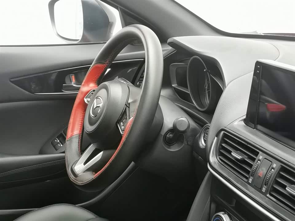 Mazda CX-4