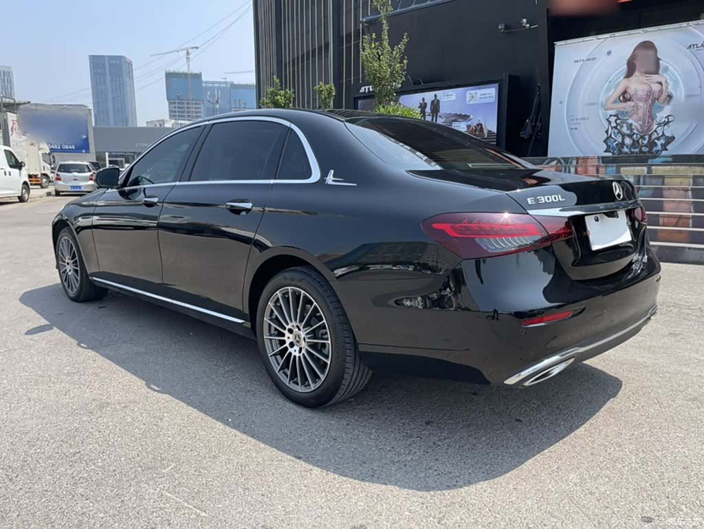 Mercedes-Benz E-Class, 2021 12
