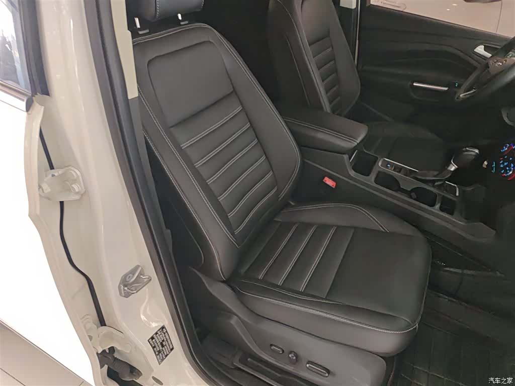Ford Kuga, 2017 25