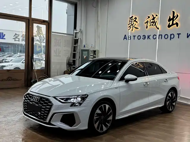 Audi A3 2023 — купить из Китая под заказ