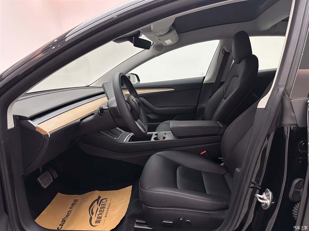 Tesla Model 3, 2022 8