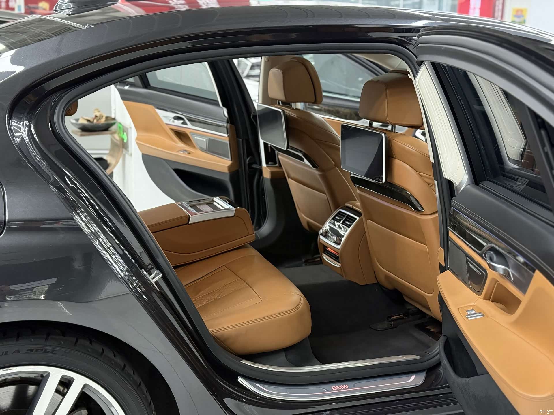 BMW 7 Series, 2016 11