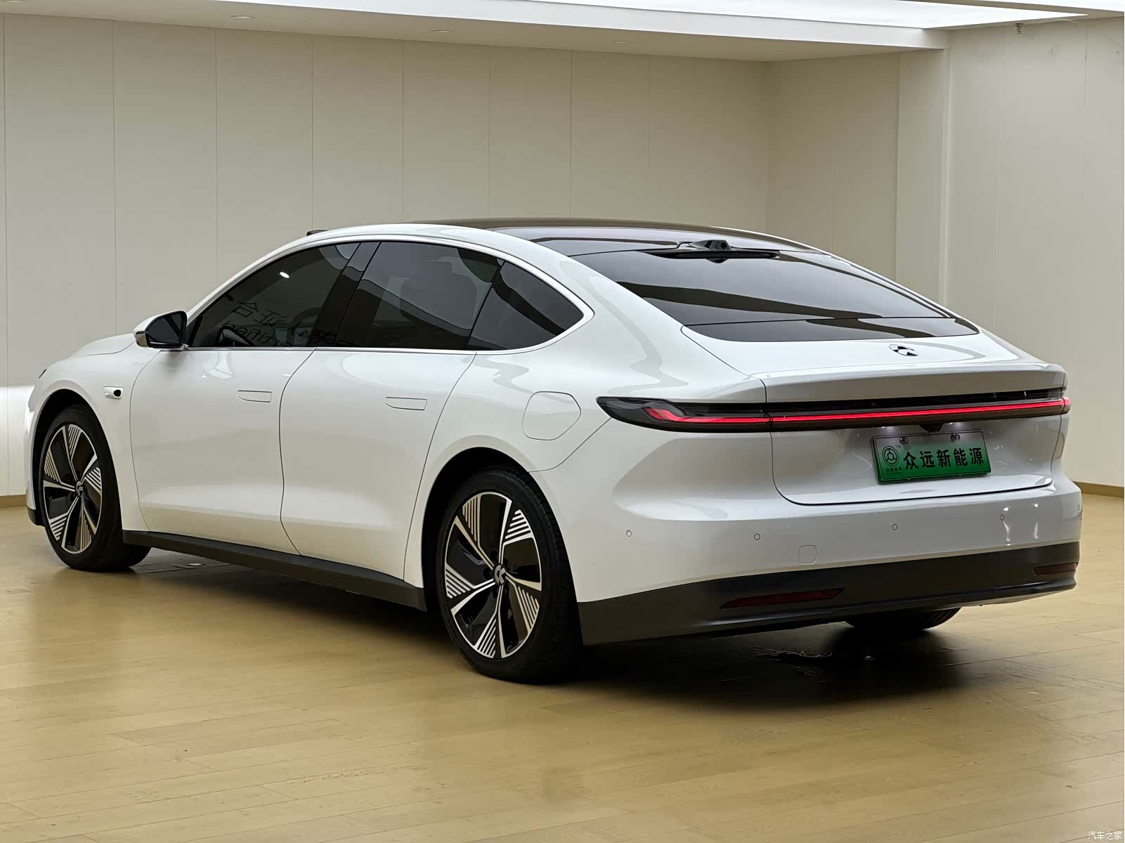 NIO ET7, 2024 7