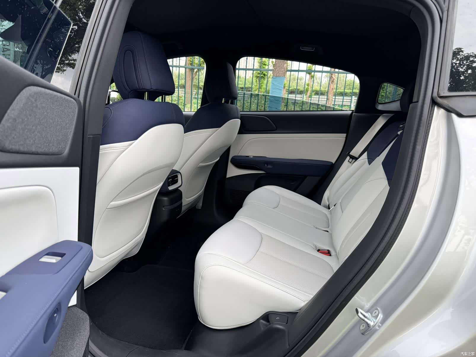 Xpeng G6, 2023 11