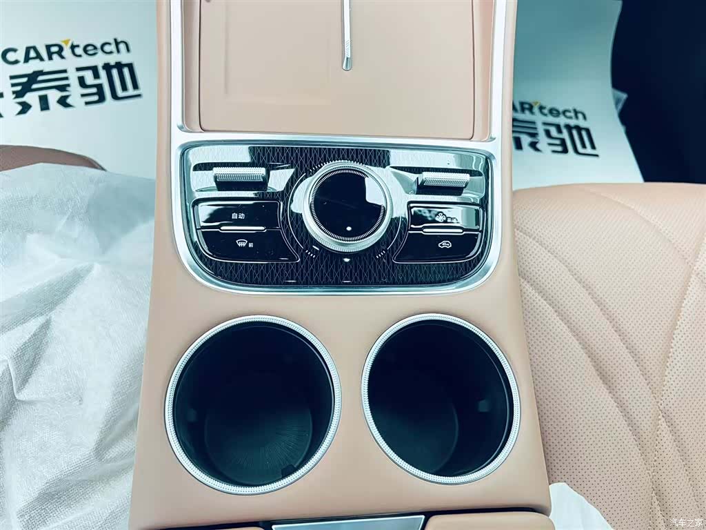 Geely Galaxy L6, 1900 15