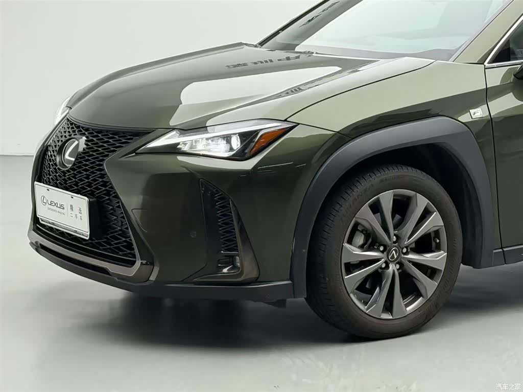Lexus UX, 2020 14