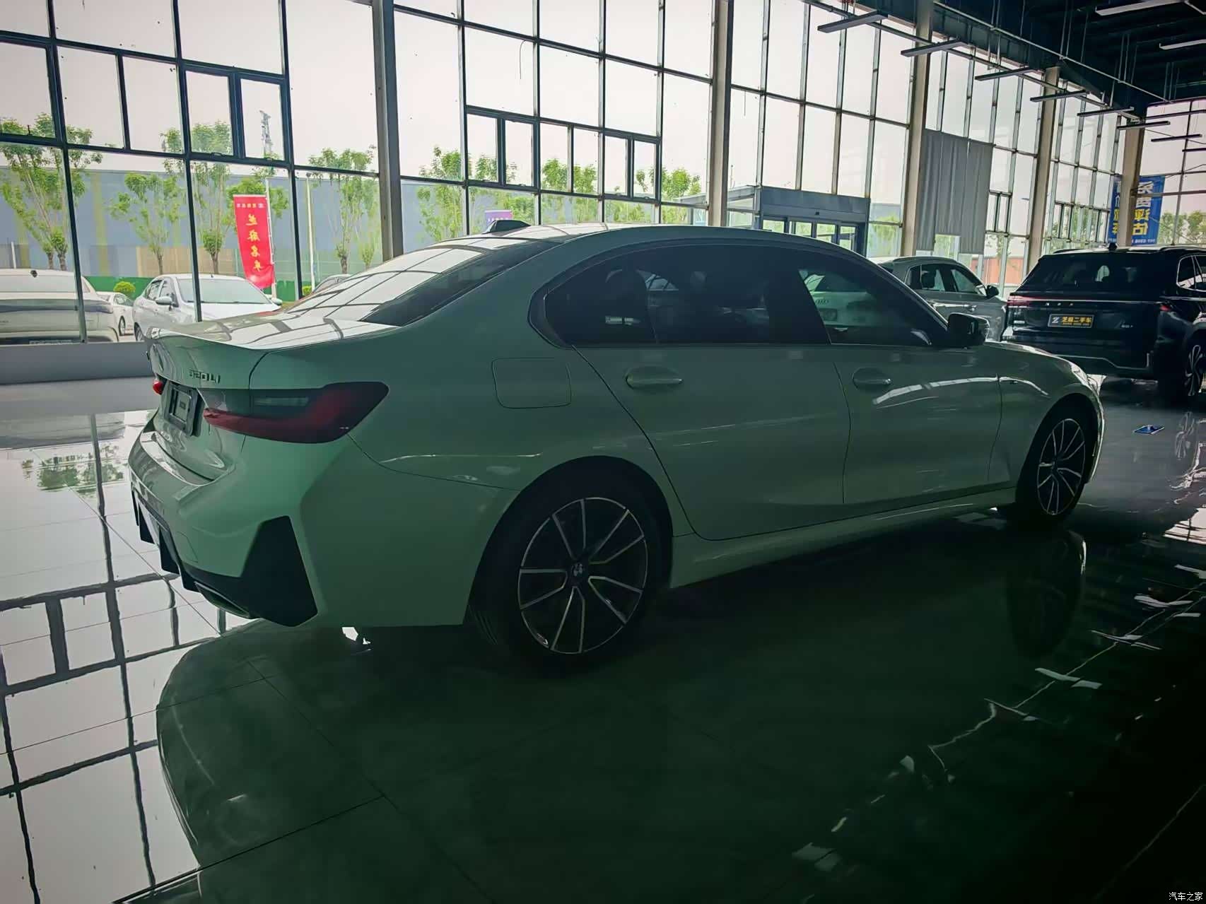 BMW 3 Series, 2023 10