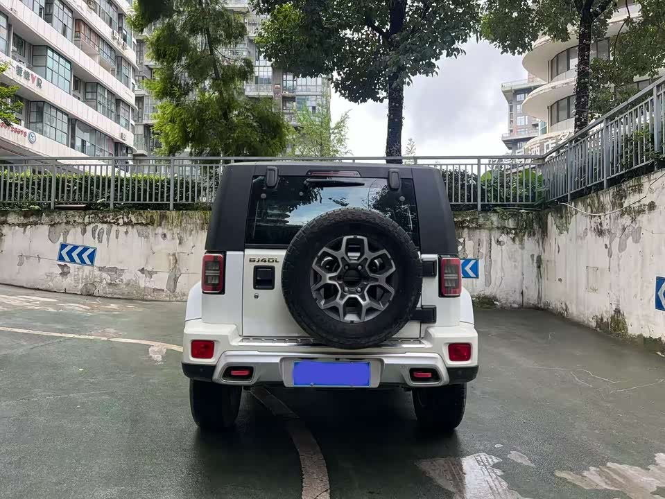 Beijing BJ40