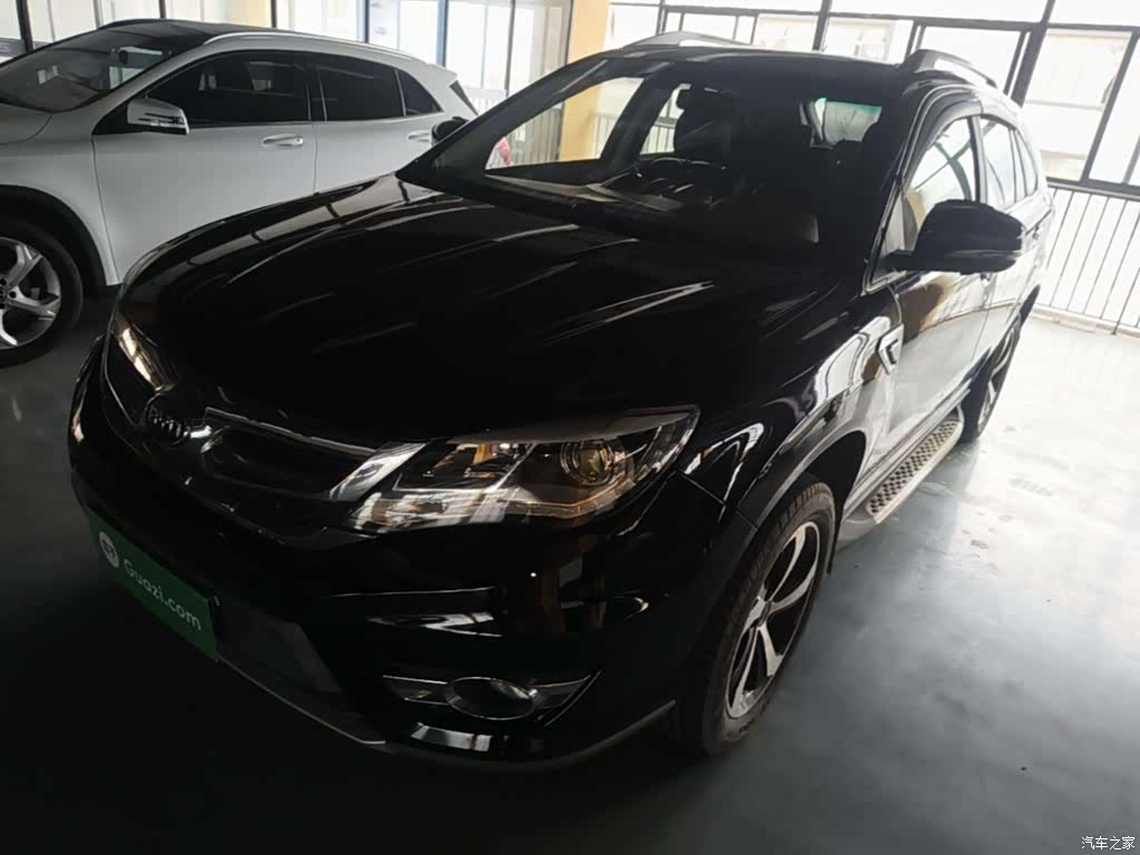 BYD S7, 2015 1