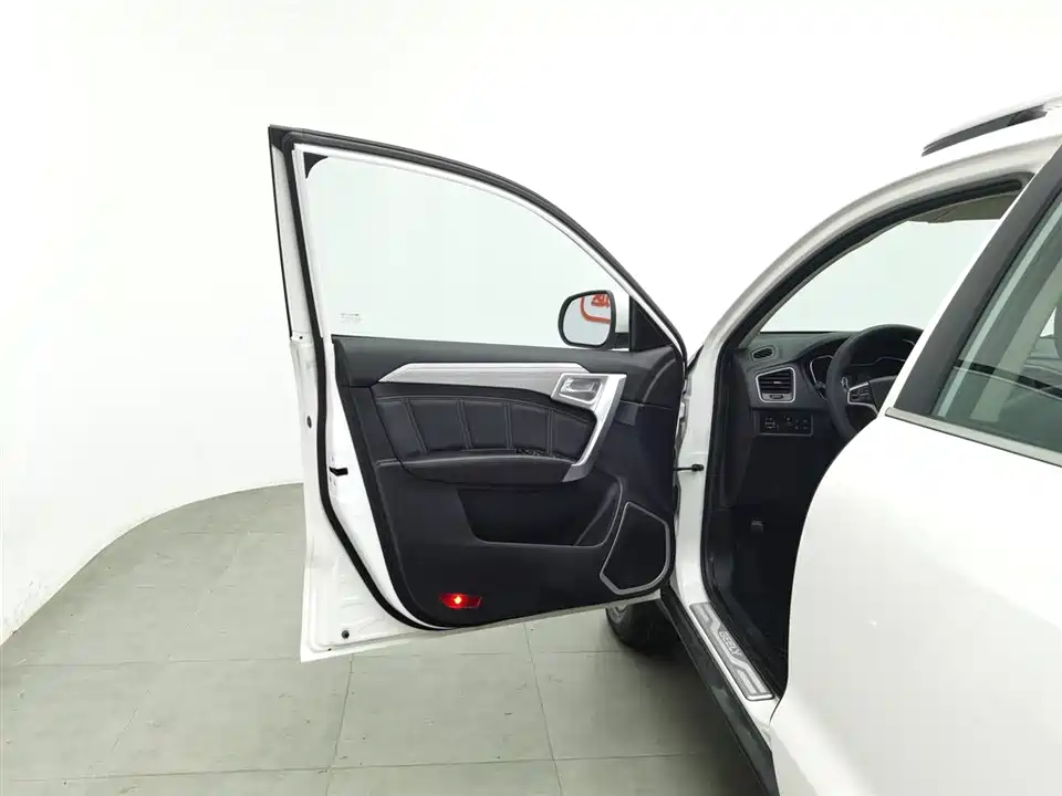 Geely Vision X6