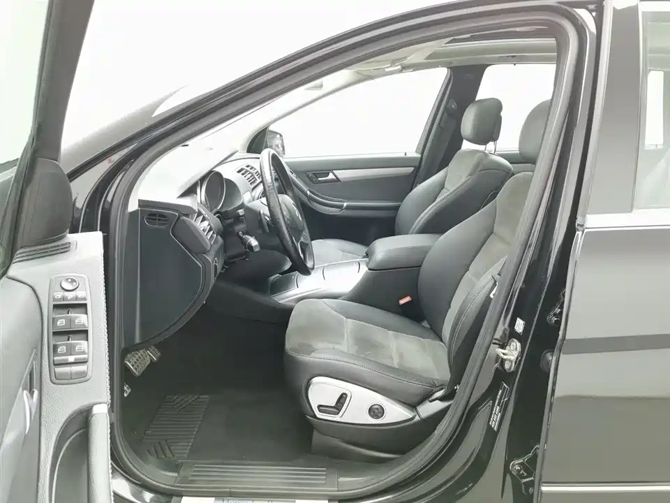 Mercedes-Benz R-class