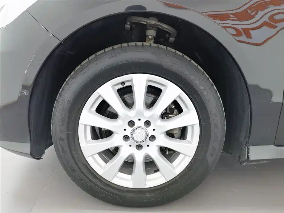 Mercedes-Benz R-class