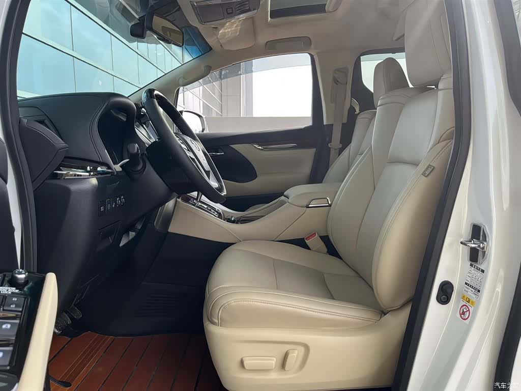 Toyota Alphard, 2016 14