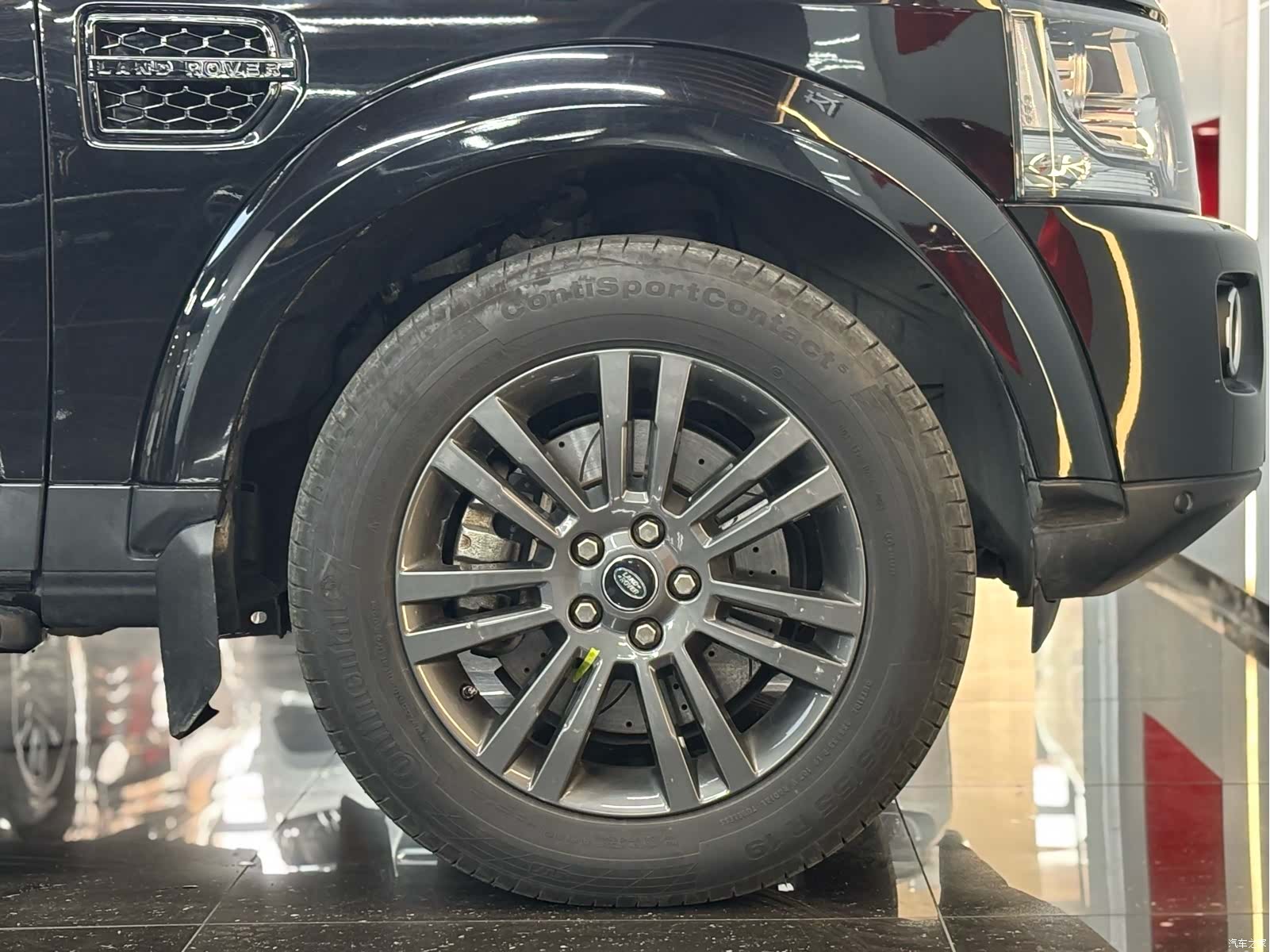 Land Rover Discovery, 2017 4