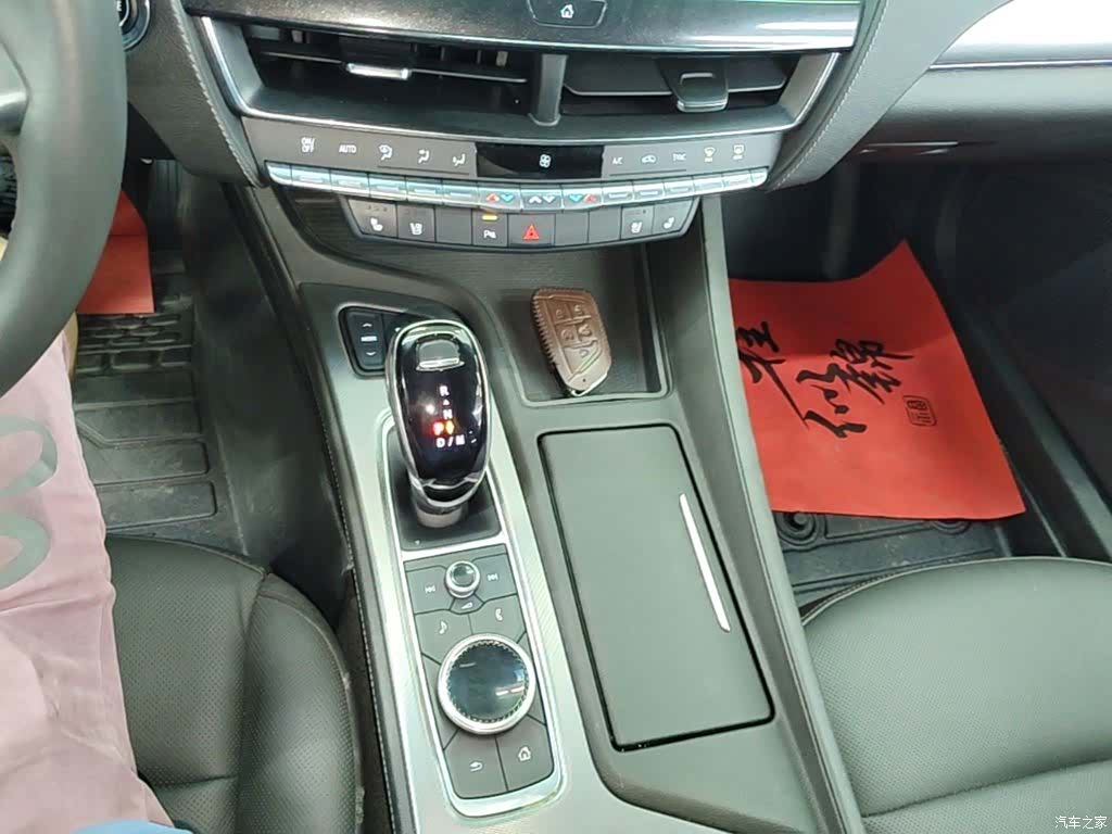 Cadillac CT5, 2022 14