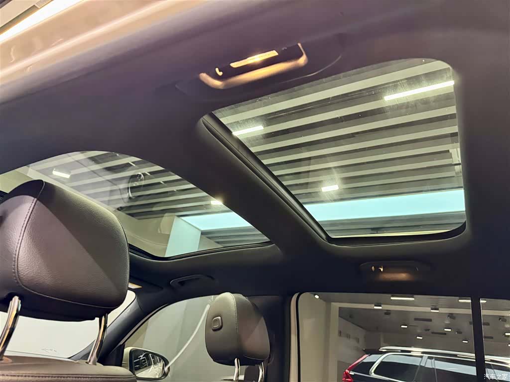 Mercedes-Benz GLB, 2025 24