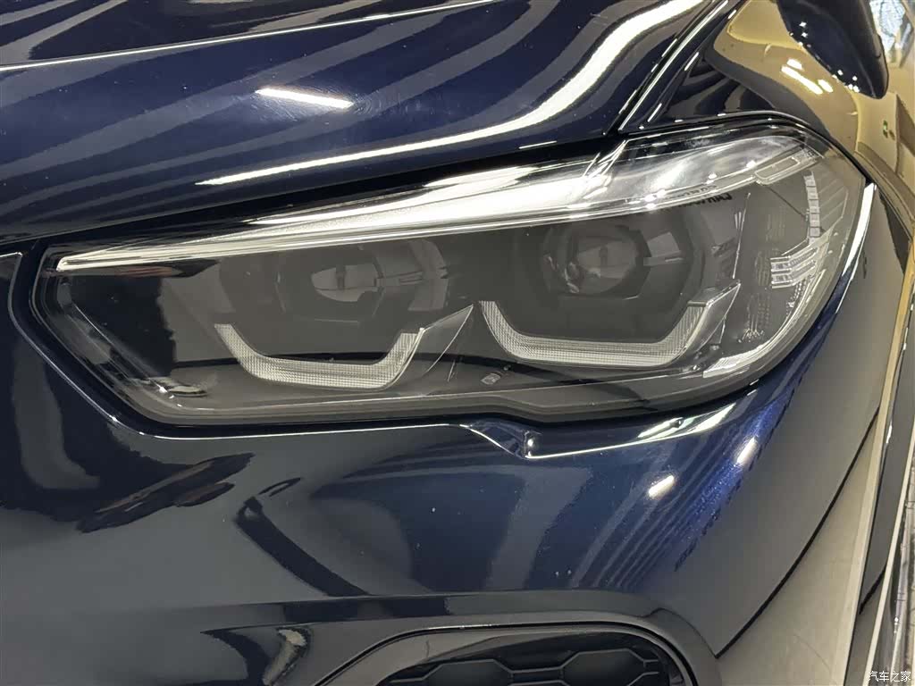 BMW X5, 2023 9