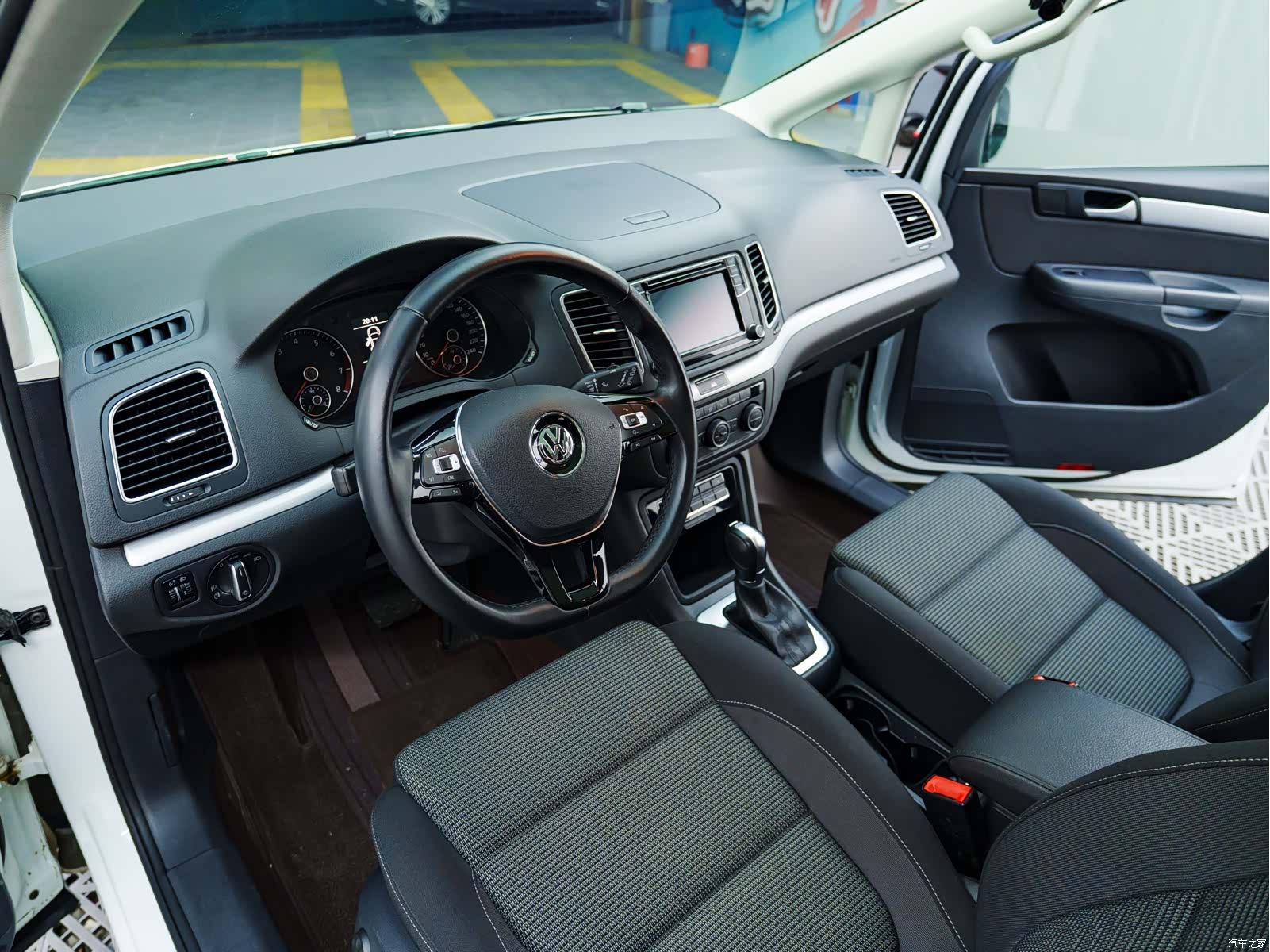 Volkswagen Xia, 2017 15