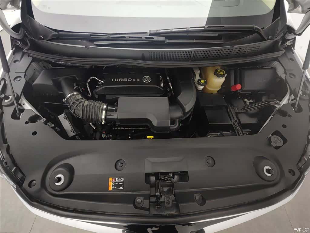 Buick GL8, 2022 6