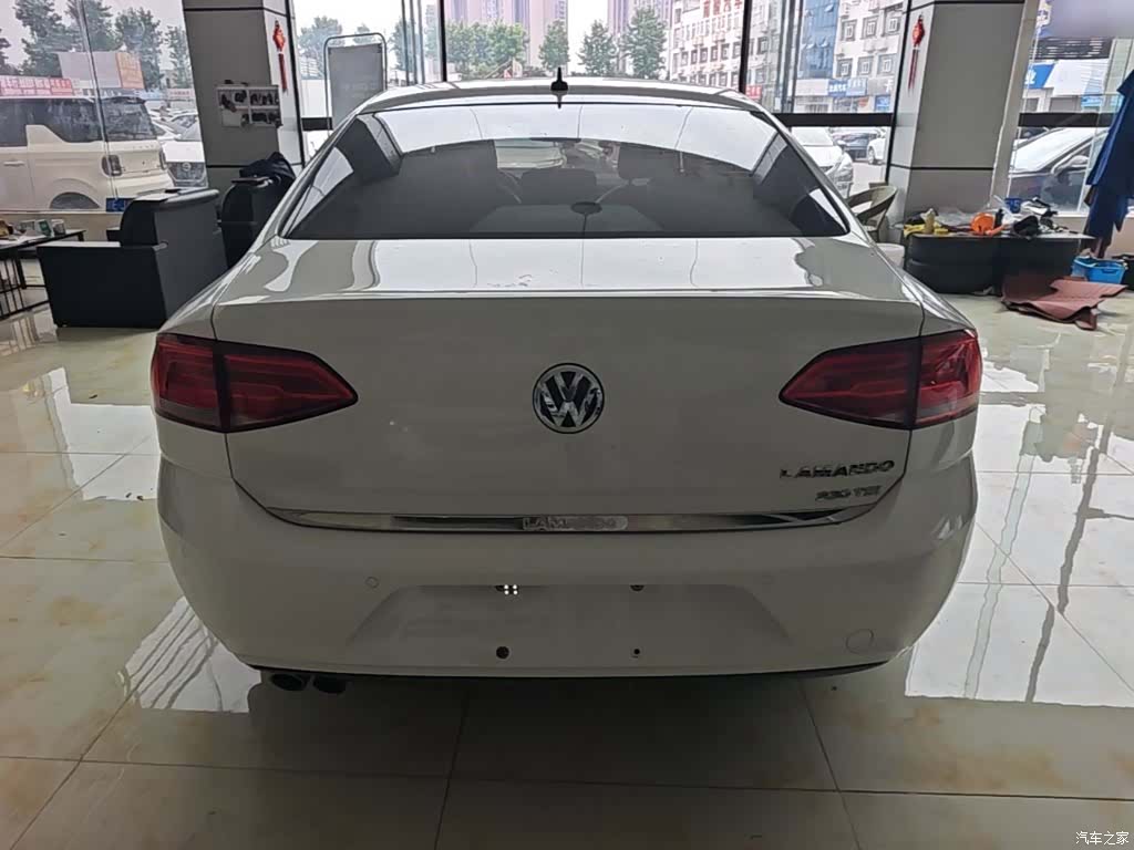 Volkswagen Lamando, 2017 6