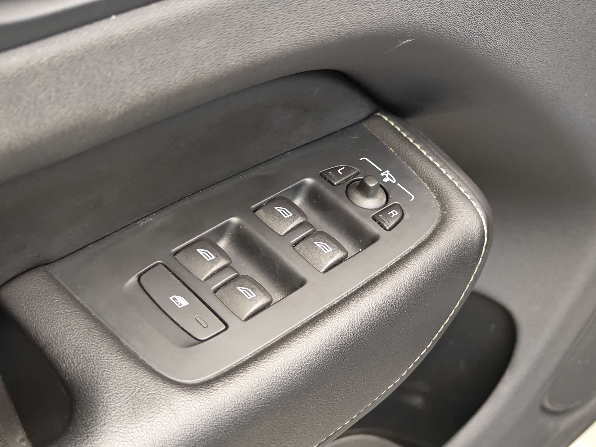 Volvo XC60, 2018 10