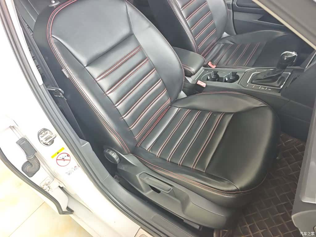 Volkswagen Lamando, 2017 25