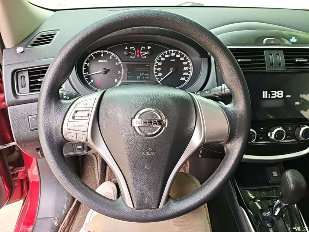 Nissan Tiida, 2019 11