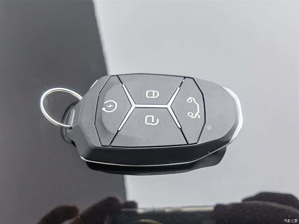 Lynk & Co 02, 2020 19