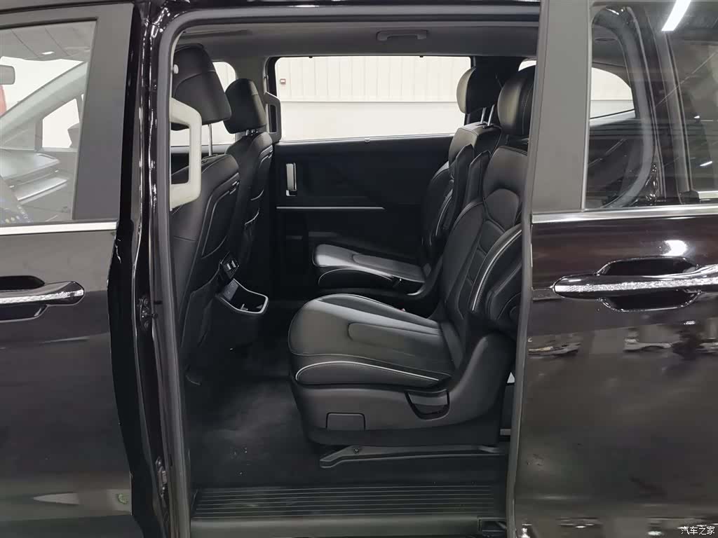 Hyundai Custo, 2022 15