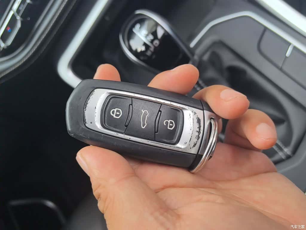 Geely X6, 2021 9