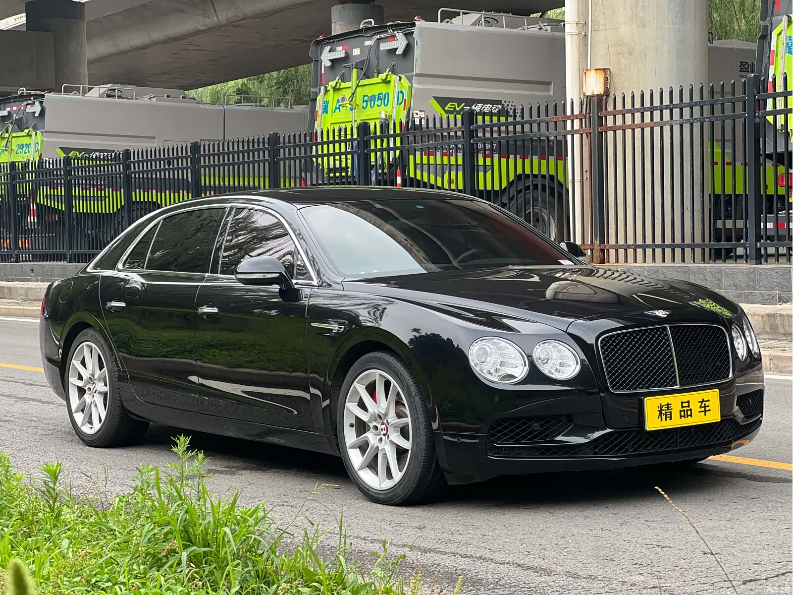 Bentley Flying Spur, 2018 3