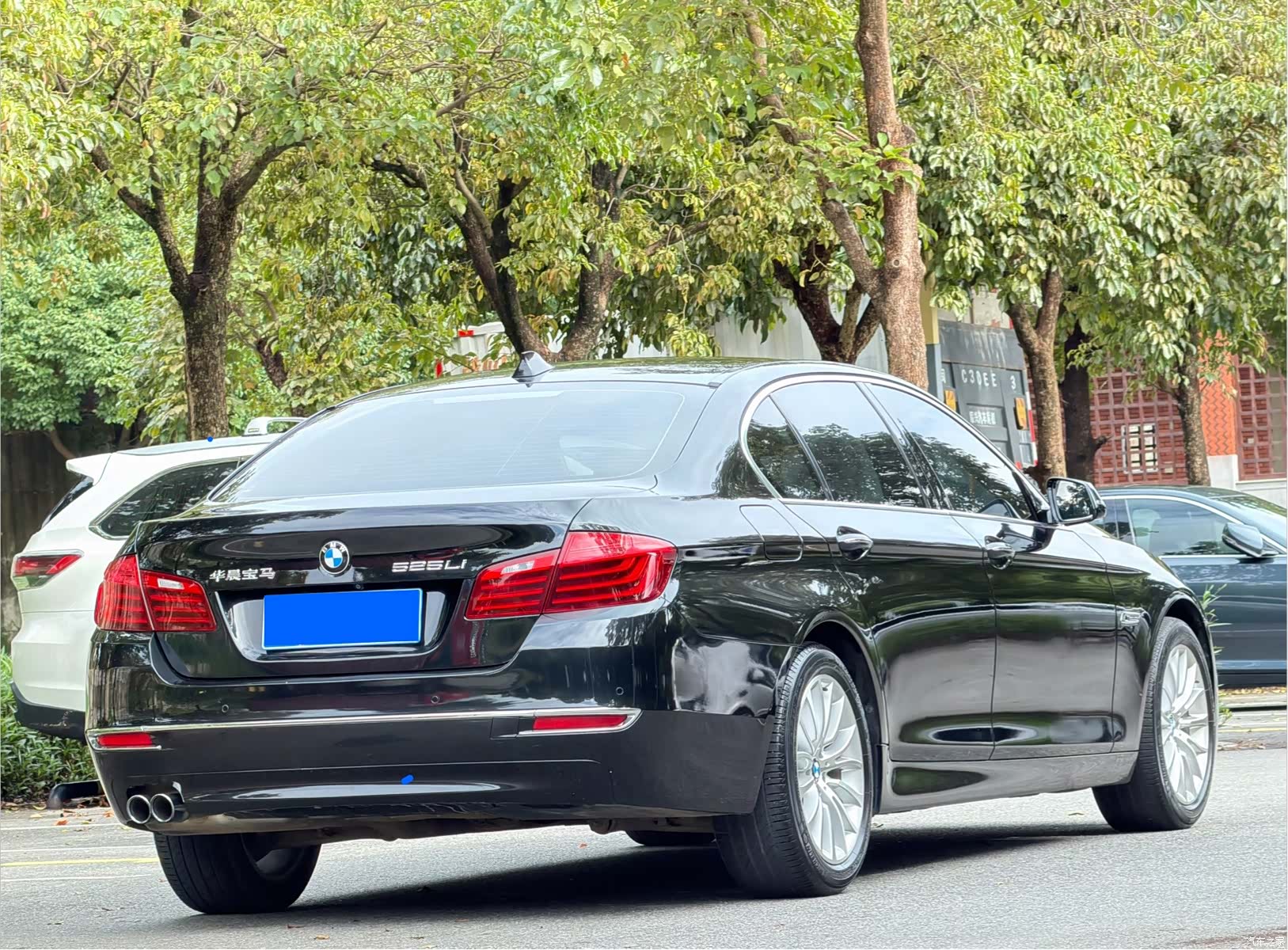BMW 5 Series, 2016 11