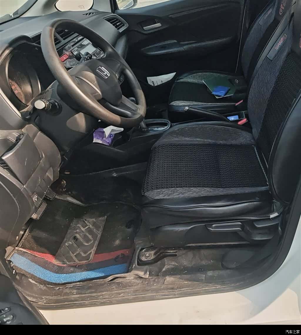 Honda Fit, 2016 12