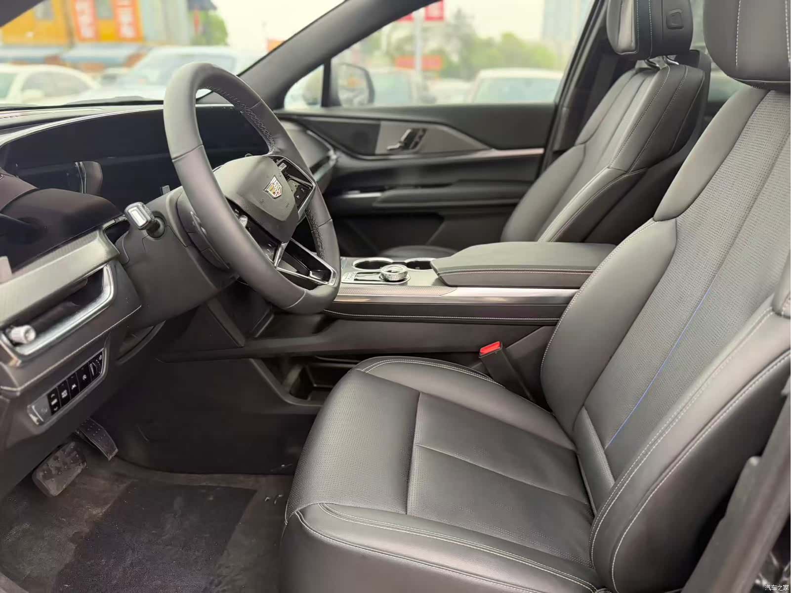 Cadillac XT5, 2025 все фото