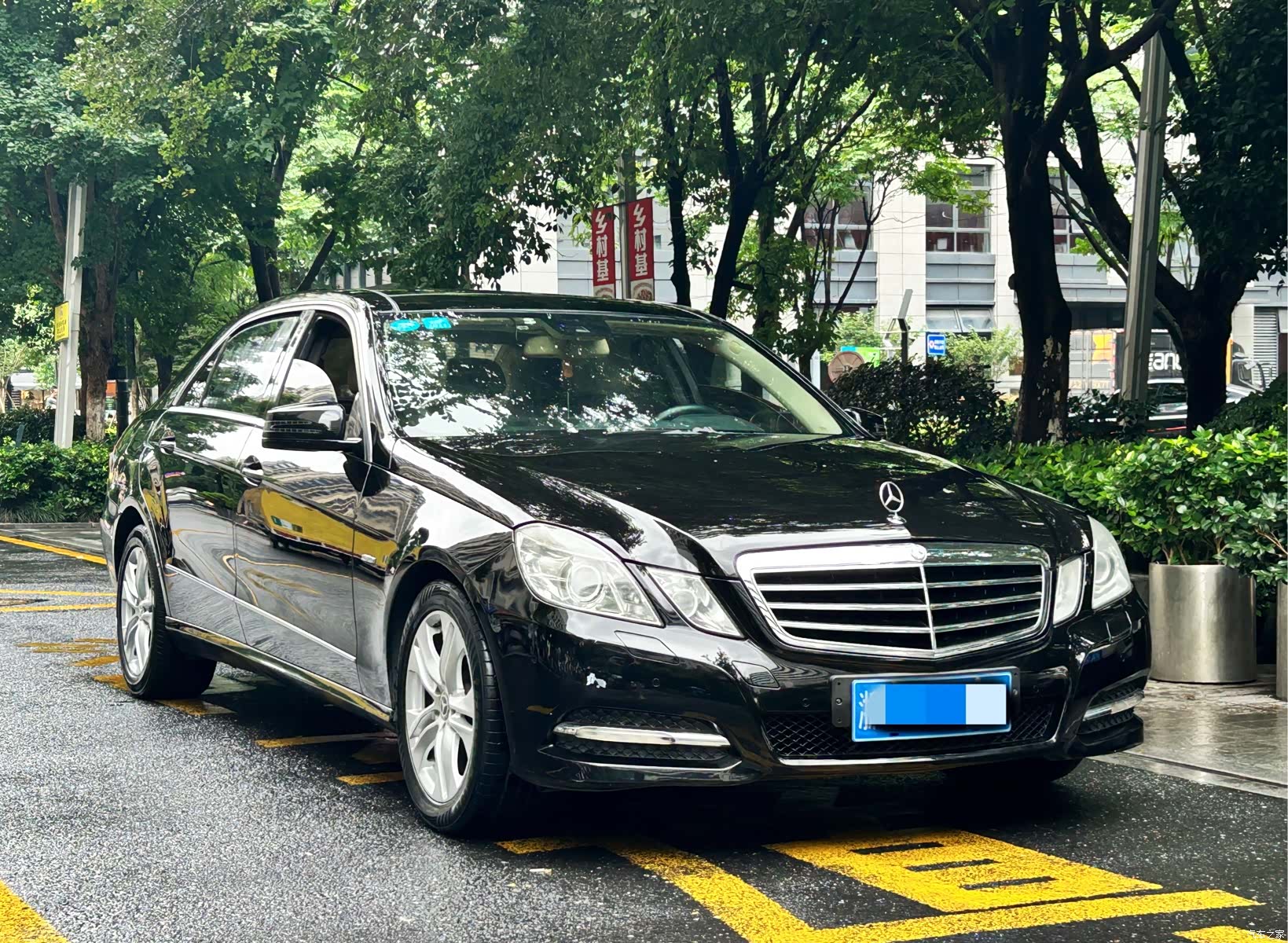 Mercedes-Benz E-Class, 2012 3