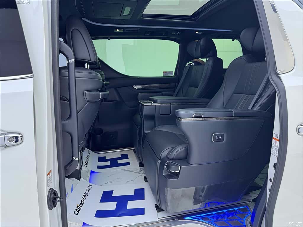 Toyota Vellfire, 2022 29