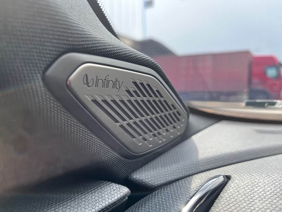 Lynk & Co 03 Lynk & Co 03