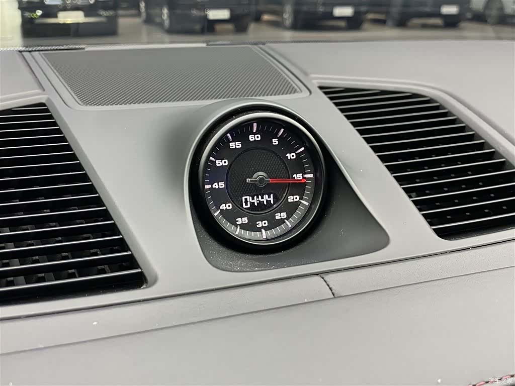 Porsche Cayenne, 2020 25
