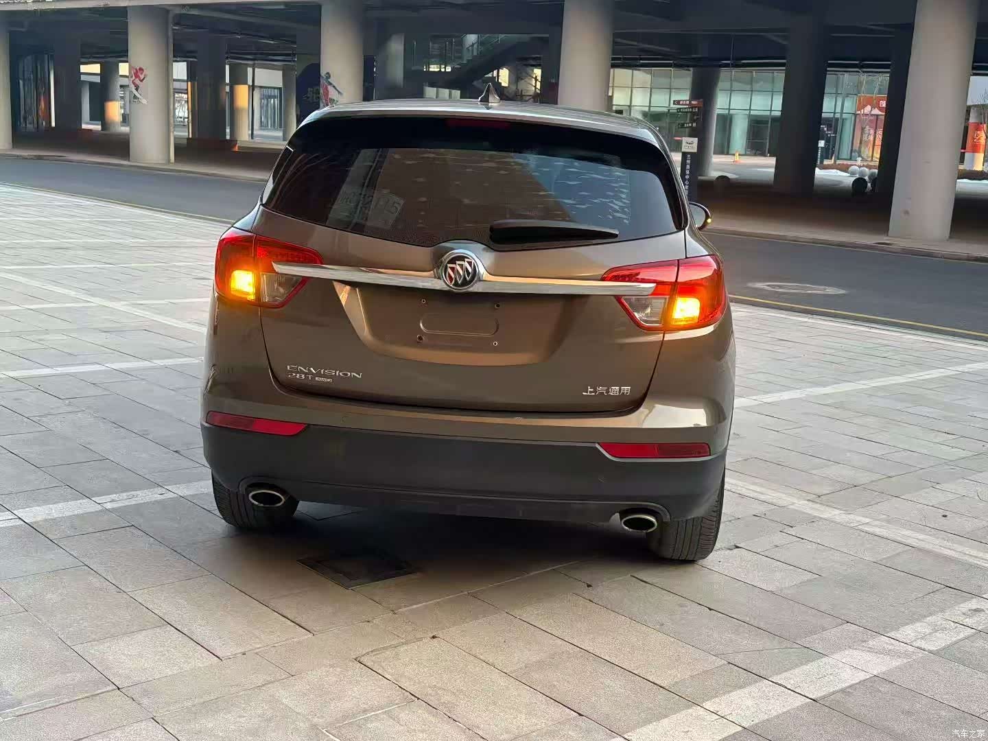 Buick Envision Plus, 2017 все фото