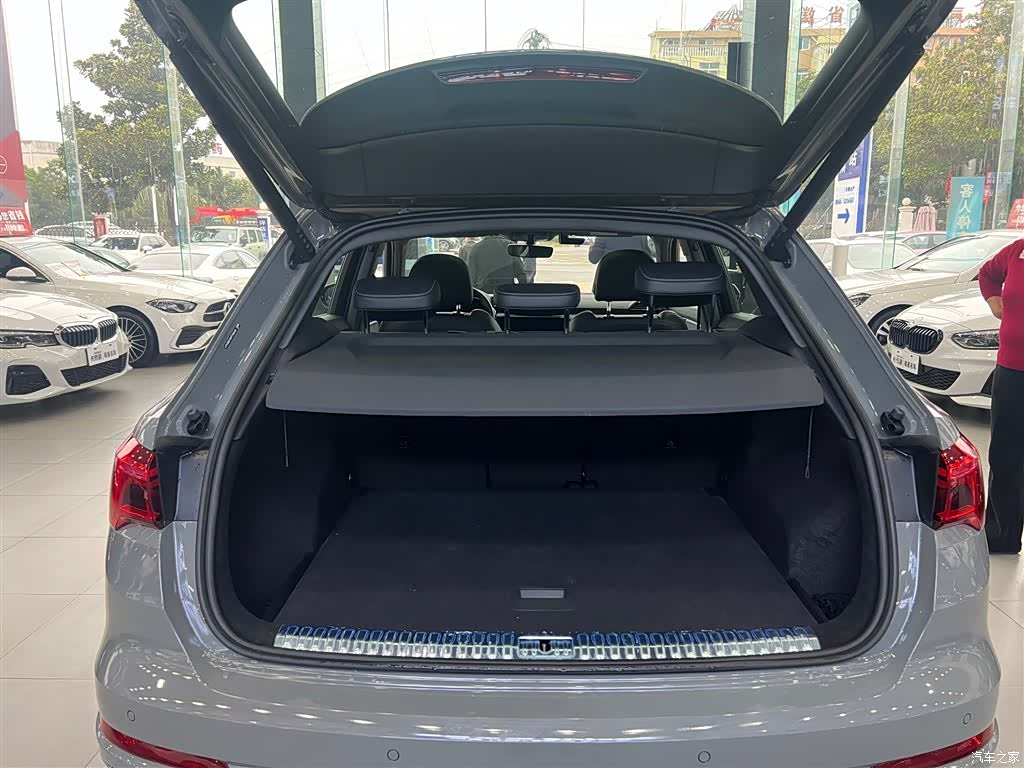 Audi Q3, 2024 23