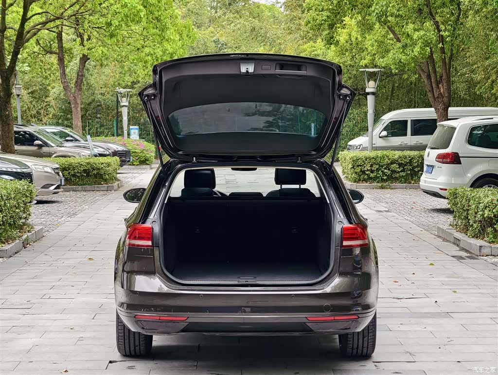 Volkswagen Variant, 2016 19