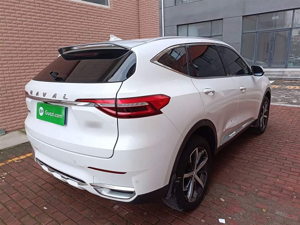 Haval F7